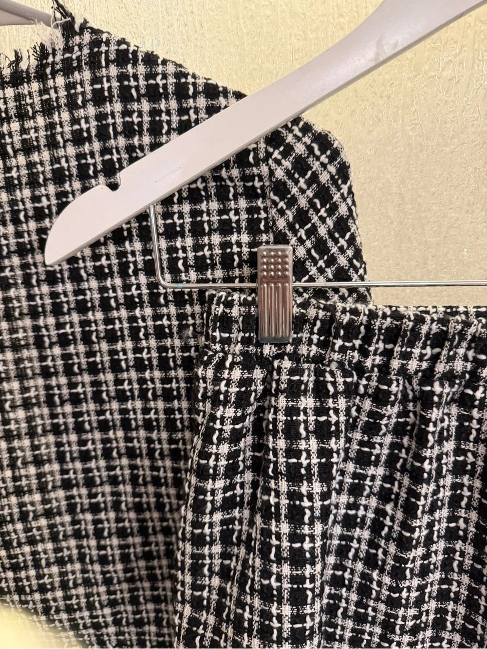 Girls Black & White Tweed Blazer and Skirt Matching Set Size 12 Like New